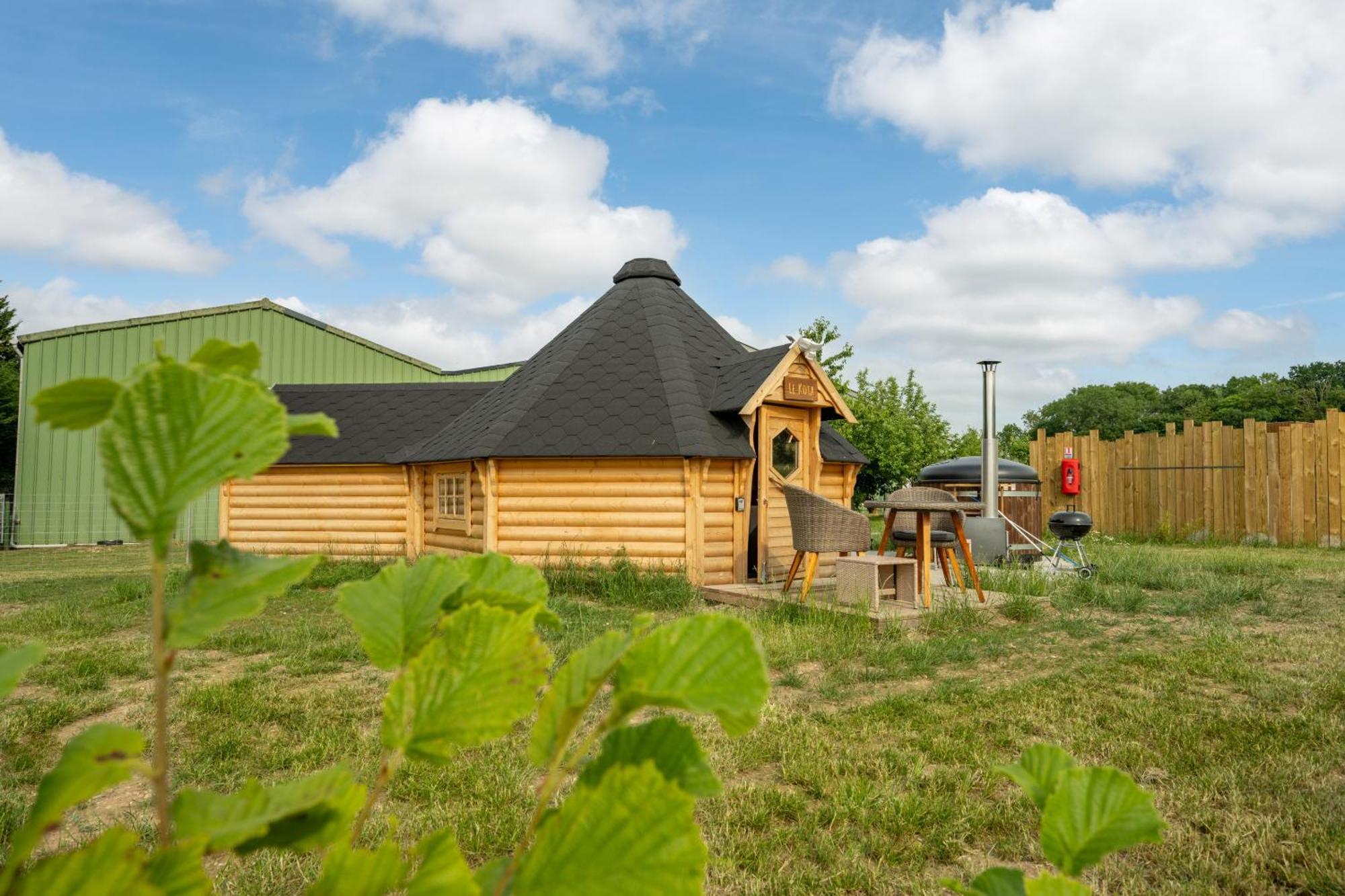 Logements Insolites A La Ferme - Yourte, Kota Ou Pod Farbus ห้อง รูปภาพ